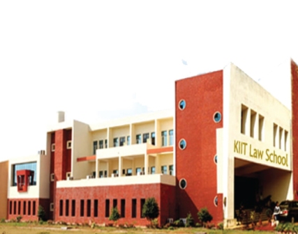 कीट ला स्कूल के कुल 09 छात्रों ने ओडिशा जूडिशियल सर्विस(ओजेएस) प्रतियोगिता परीक्षा क्लीयर की