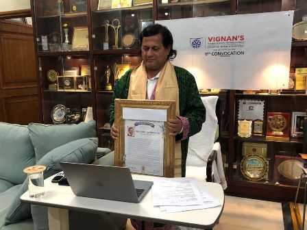 महान शिक्षाविद् प्रोफेसर अच्युत सामंत को  मिली वीएफएसटीआर डीम्ड विश्वविद्यालय वाड्लामुडी गुंटुर से  मानद डाक्टरेट की डिग्री प्रोफेसर अच्युत सामंत के नाम हुई कुल 47 मानद डाक्टरेट की डिग्री जबकि भारत के स्वर्गीय राष्ट्रपति भारतरत्न डा.एपीजे अब्दुल कलाम के नाम रहा था अबतक लगभग 48 मानद डाक्टरेट की डिग्री प्राप्त करने का रिकार्ड