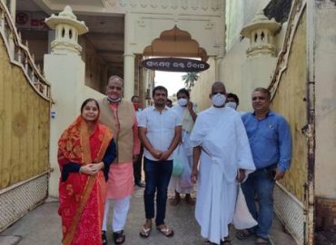 जैन तेरापंथ के परम पावन महातपस्वी आचार्य श्री महाश्रमणजी के शुशिष्य मुनिश्री जिनेश कुमार जी ठाणा 3 का केसिंगा चातुर्मास के बाद भुवनेश्वर …