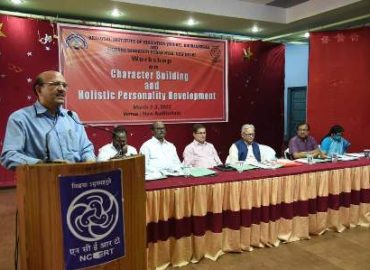 चरित्रनिर्माण तथा समग्र विकास विषयक दो दिवसीय संगोष्ठी क्षेत्रीय शिक्षा संस्थान,भुवनेश्वर में आयोजित