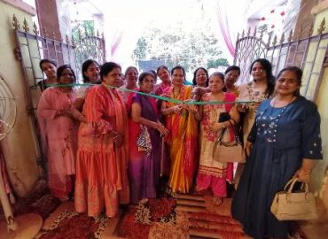 जागृति महिला उद्योग प्रदर्शनी सातवीं बार भुवनेश्वर में आयोजित आयोजिका कुसुम अग्रवाल के अनुसार वे स्थानीय युवतियों तथा बेरोजगार महिलाओं को स्वावलंबी मनाने के खयाल से यह आयोजन करती हैं ,किसी लाभ के लिए नहीं।