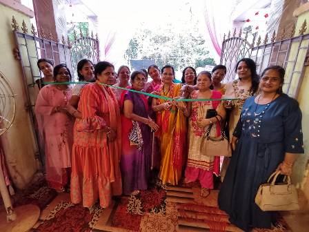 जागृति महिला उद्योग प्रदर्शनी सातवीं बार भुवनेश्वर में आयोजित आयोजिका कुसुम अग्रवाल के अनुसार वे स्थानीय युवतियों तथा बेरोजगार महिलाओं को स्वावलंबी मनाने के खयाल से यह आयोजन करती हैं ,किसी लाभ के लिए नहीं।