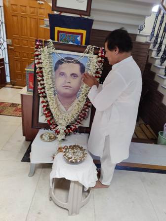 प्रोफेसर अच्युत सामंत ने मनाया अपने स्व.पिताजी अनादिचरण सामंत का 53वां श्राद्धदिवस