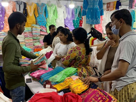 बारिश के बावजूद भी काटेनफैबः2022 में 17जुलाई को अच्छी खरीदारी हुई