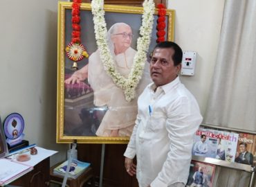 महान शिक्षाविद् प्रोफेसर अच्युत सामंत ने  अपनी स्वर्गीया मां नीलिमा रानी सामंत का  मनाया 5वां वार्षिक श्राद्धदिवस