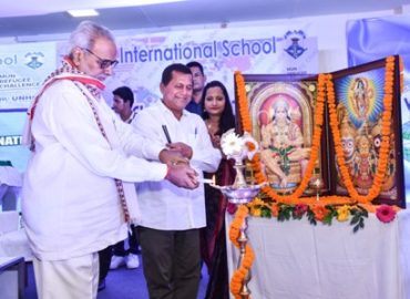 राज्यपाल प्रोफेसर गणेशीलाल द्वारा 9वां कीट इंटरनेशनल स्कूल  माडल यूनाइटेड नेशन्स कार्यक्रम उद्घाटित