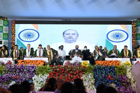 भुवनेश्वर कीट डीम्ड विश्वविद्यालय ने अपने  रजत जयंती वर्ष पर  आयोजित किया  अपना 18वां वार्षिक दीक्षांत समारोह
