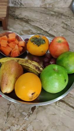 मधु नुरुला ने पहली बार अपने घर पर  तैयार किया 56 प्रकार के अन्नकूट का प्रसाद