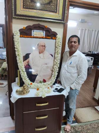 अपनी स्वर्गीया मां नीलिमा रानी सामंत के सपनों को यथार्थ रुप में साकार कर रहे हैं  महान शिक्षाविद् प्रोफेसर अच्युत सामंत तथा  उनकी छोटी बहन महान लेखिका डा इति सामंत