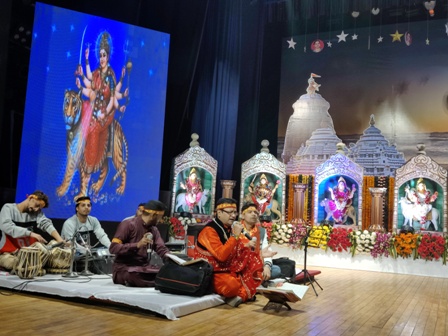 नीलम मेमोरियल ट्रस्ट के लॉंचिंग समारोह के अवसर पर माता की चौकी आयोजित