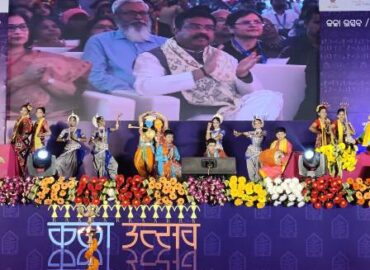 केन्द्रीय मंत्री धर्मेंद्र प्रधान द्वारा आरआईइ,भुवनेश्वर में पांच दिवसीय  राष्ट्रीय कला उत्सवः2022-23 उद्घाटित