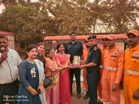 मामस  भुवनेश्वर द्वारा भुवनेश्वर देवराज विद्यापीठ  में बच्चों के स्व सुरक्षा  के प्रशिक्षण के लिए एनडीआरएफ-3 बटालियन,मुण्डली द्वारा डिमोन्सट्रेशन कार्यक्रम आयोजित