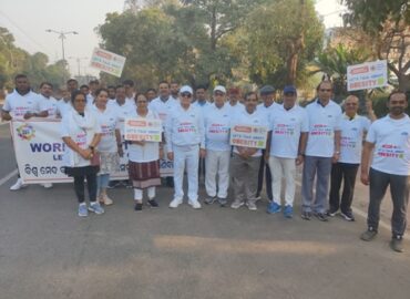 विश्व मोटापा दिवस पर भुवनेश्वर में निकाली गई जागरुकता रैली
