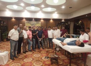 प्लाईवुड एंड ग्लास ट्रेडर्स एसोसिएशन का रक्तदान शिविर