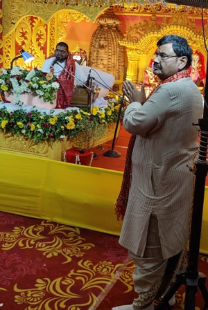 भुवनेश्वर हरिबोल परिवार द्वारा  आयोजित रामकथा का छठा दिवस