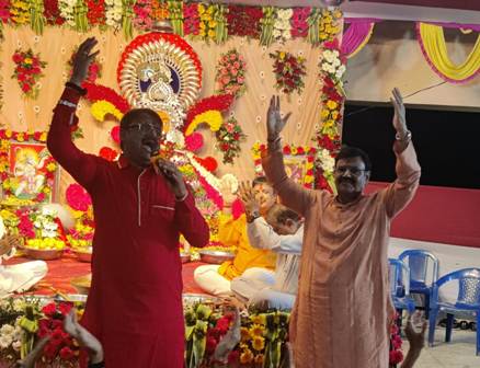 ओडिशा के व्यापारी शहर कटक के सुविख्यात कारोबारी गणेश प्रसाद कन्दोई ने की गणेश पूजा