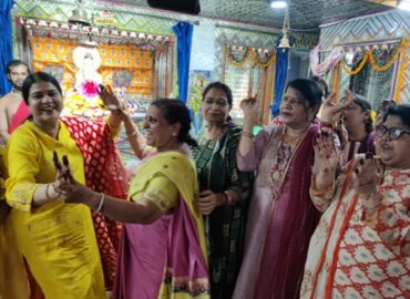 श्रीश्याम सेवा ट्रस्ट झारपाडा की महिलाओं ने मनाई नंदोत्सव