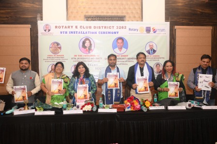 रोटरी डिस्ट्रिक्ट 3262 के डिस्ट्रिक्ट गवर्नर के सम्मानित मार्गदर्शन में और रोटरी ई क्लब के अध्यक्ष मेजर डॉ. कल्पना दास की प्रत्यक्ष देखरेख में, रोटरी ई क्लब डिस्ट्रिक्ट 3262 के लिए एक महत्वपूर्ण स्थापना समारोह का आयोजन किया गया।