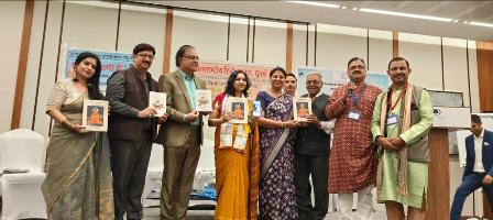 अंतराष्ट्रीय हिंदी उत्सव दुबई में भुवनेश्वर निवासी कविता गुप्ता के प्रथम काव्य संग्रह “अनुभूति” का ई-विमोचन हुआ।