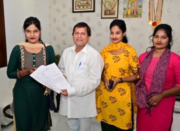 बदला चार अनाथ लड़कियों की तकदीर