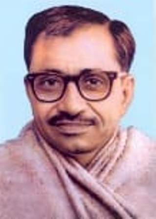 आज,25 सितंबर है। आज के ही दिन अच्छी नीयत, सफल नीति और कुशल नेतृत्व के यथार्थ आदर्श स्वर्गीय दीनदयाल उपाध्याय जी का जन्म 1916 में हुआ था।