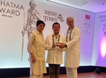 कीट -कीस के संस्थापक महान शिक्षाविद् प्रो अच्युत  सामंत को ‘ महात्मा पुरस्कार’ पुरस्कार से  सम्मानित