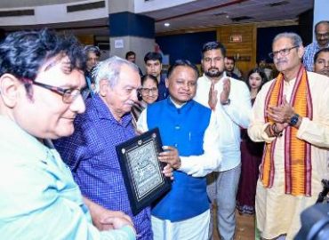 डॉ शंकर लाल पुरोहित ओड़िशा के मुख्यमंत्री श्री मोहन चरण माझी द्वारा सम्मानित