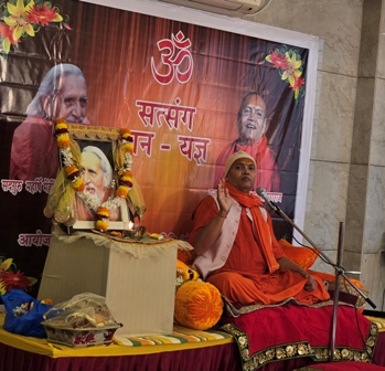 नव वर्ष के उपलक्ष्य में‌ सत्संग ज्ञान यज्ञ आयोजित