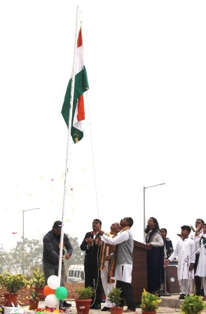 आईआईटी भुवनेश्वर 76वें गणतंत्र दिवस के जश्न में राष्ट्र के साथ शामिल हुआ