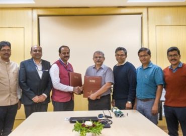 आईआईटी भुवनेश्वर और सीएसआईआर-केंद्रीय सड़क अनुसंधान संस्थान (सीआरआरआई) के बीच  समझौता ज्ञापन पर हस्ताक्षर