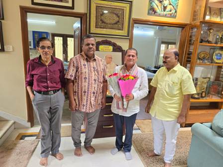 68वीं मानद डॉक्टरेट की डिग्री प्राप्त कर भुवनेश्वर लौट प्रोफेसर अच्युत सामंत जी का उनके निवास स्थल पर हुआ नागरिक सम्मान