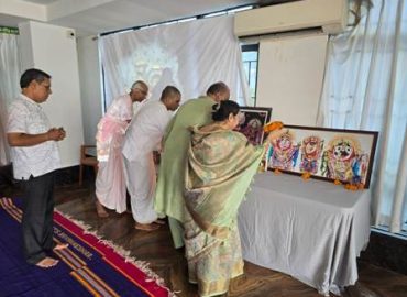 ओड़िशा के मशहूर बिल्डर उत्कल बिल्डर सुभाष चन्द्र भुरा की ओर से श्रीमद् भागवात गीता प्रवचन आयोजन का शुभारंभ