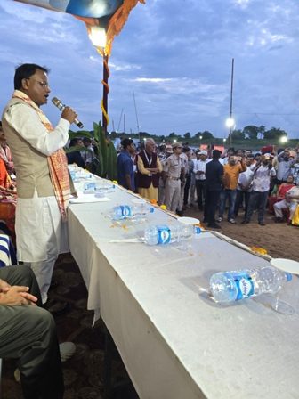 बिस्वास, भुवनेश्वर द्वारा आयोजित छठ महापर्व मुख्यमंत्री श्री मोहन चरण मांझी के संबोधन के साथ हुआ संपन्न