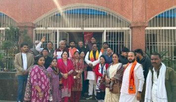 माननीय डॉ. श्री मोहन यादव जी, मुख्यमंत्री, मध्य प्रदेश सरकार (एमपी) द्वारा ज़िलाधिकारी मेरठ