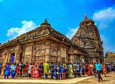 महाशिवरात्रिः2026 विशेष आलेख महेश नाम स्वयं ब्रह्माजी ने भगवान शिव-शंकर को दिया।