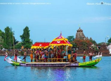 जय हो भगवान पुरुषोत्तम की!