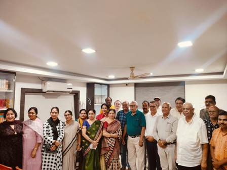 जगन्नाथ भक्त पंच सखा की स्मृति में  अनुज हिन्दी पुस्तकालय में हिन्दी कविता पाठ आयोजित